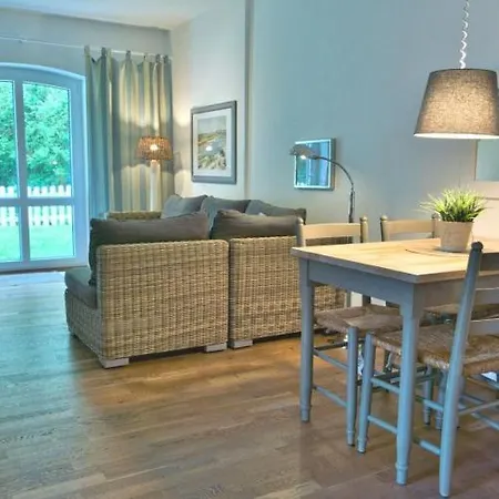 Wangerrose - Familienwohnung Fuer Gross Und Klein Und Hundefreunde فانجر أوخه